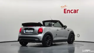 MINI Cooper Convertible