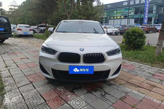 BMW X2