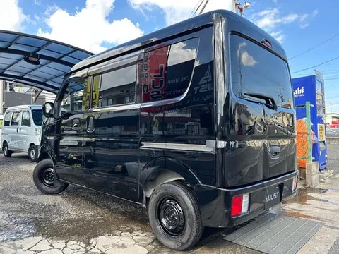 Nissan Clipper