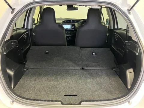 Toyota Yaris (Vitz)