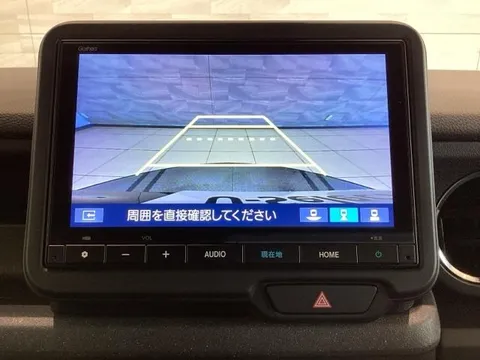 Honda N-BOX Custom