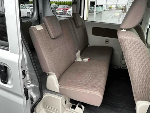 Mitsubishi Minicab Van