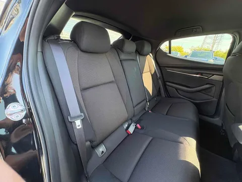 Mazda MAZDA3 Fastback