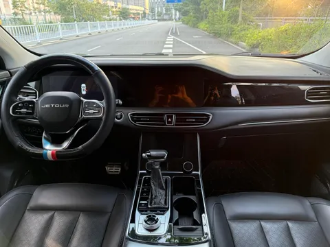 Jetour X90