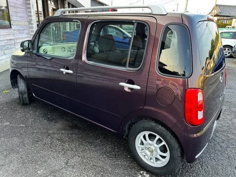 Daihatsu Mira Cocoa