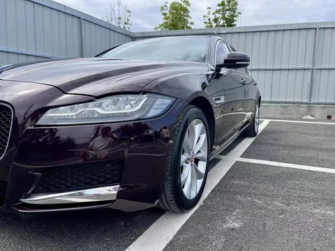 Jaguar XFL