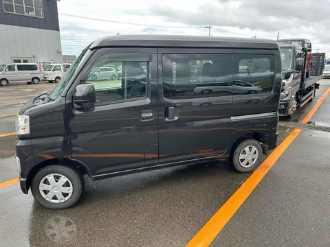 Toyota Pixis Van