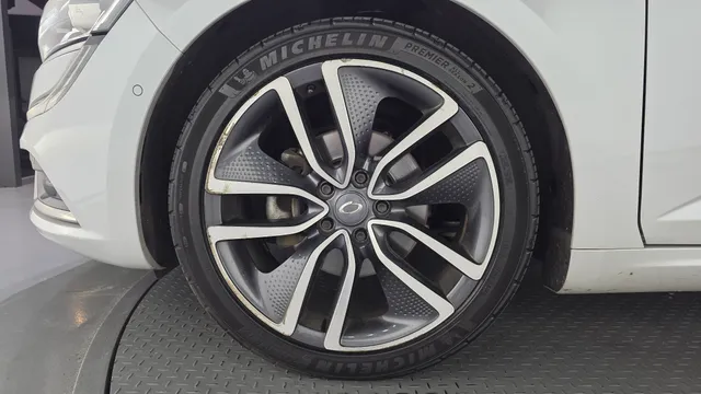 Renault Talisman (SM6)
