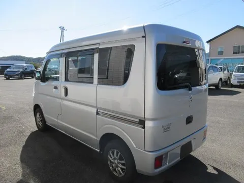 Nissan Clipper