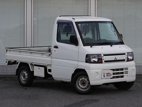 Mitsubishi Minicab Truck