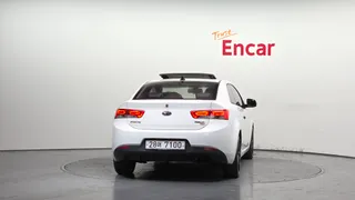 Kia Cerato (Forte)