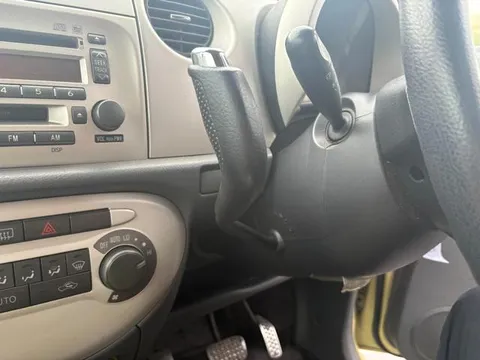 Daihatsu Move Latte