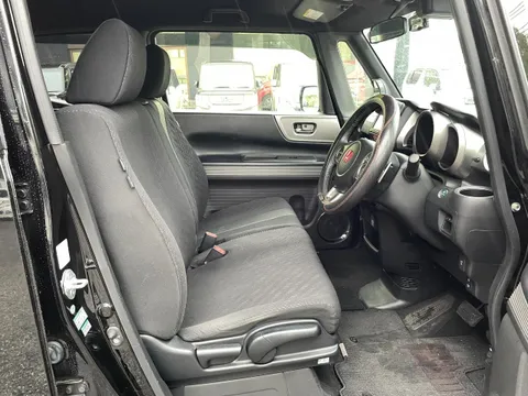 Honda N-BOX Slash