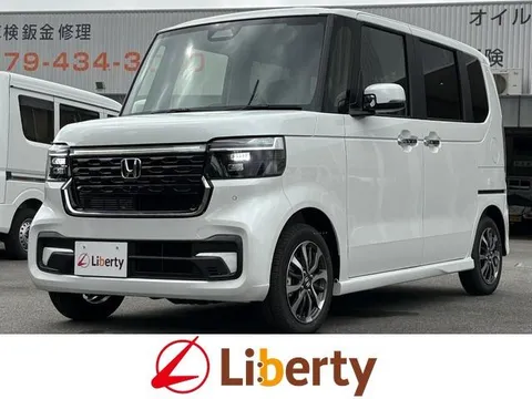 Honda N-BOX Custom