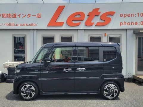 Suzuki Spacia Custom
