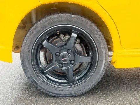 Subaru Pleo