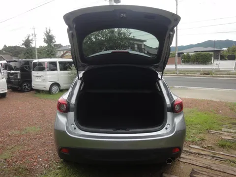 Mazda Axela Sport