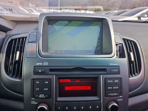 Kia Cerato (Forte)