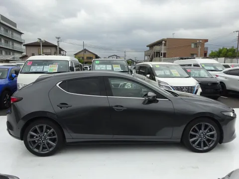 Mazda MAZDA3 Fastback