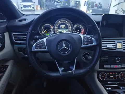 Mercedes-Benz Mercedes-Benz CLS