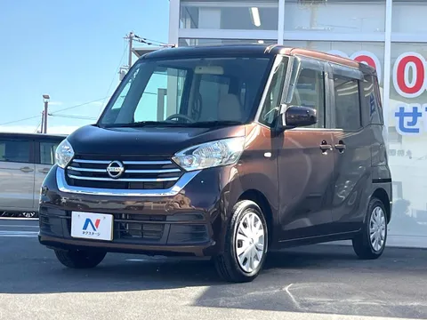 Nissan Dayz Roox