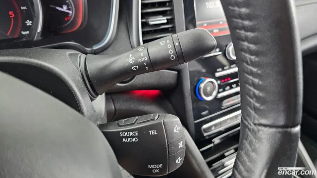 Renault Talisman (SM6)