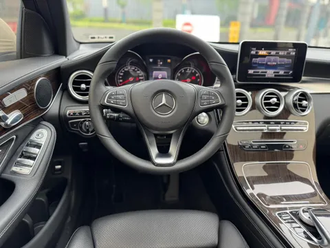 Mercedes-Benz Mercedes-Benz GLC