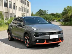 Lynk & Co 02