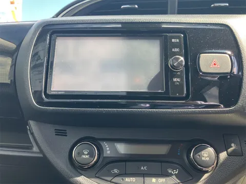 Toyota Yaris (Vitz)