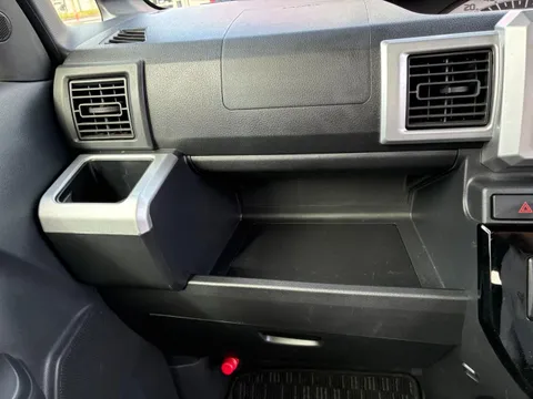Toyota Pixis Mega