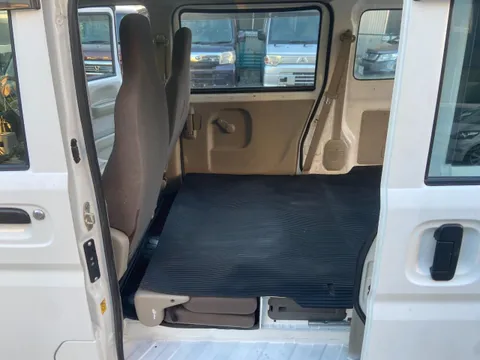 Nissan Clipper