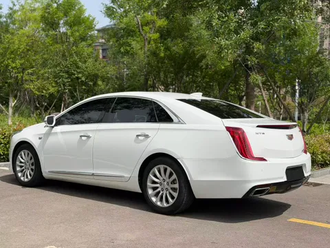 Cadillac XTS