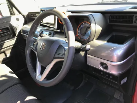 Suzuki Spacia Gear