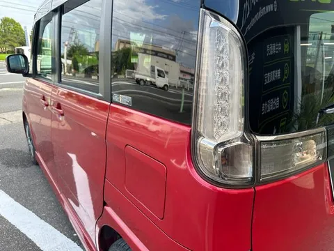 Suzuki Spacia
