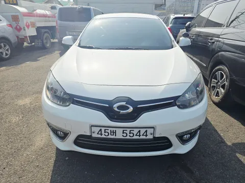 Renault SM3