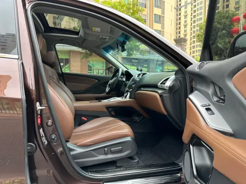 Acura CDX