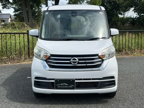 Nissan Dayz Roox