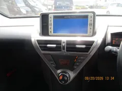 Toyota iQ