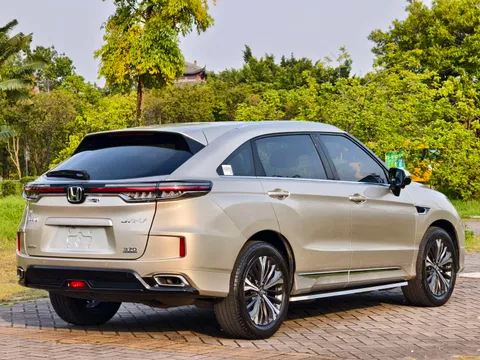 Honda UR-V