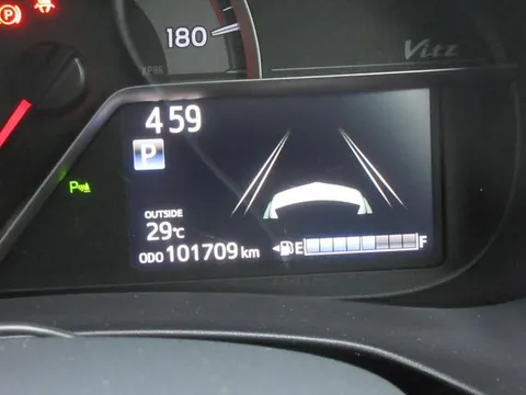 Toyota Yaris (Vitz)