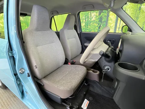Daihatsu Mira Tocot