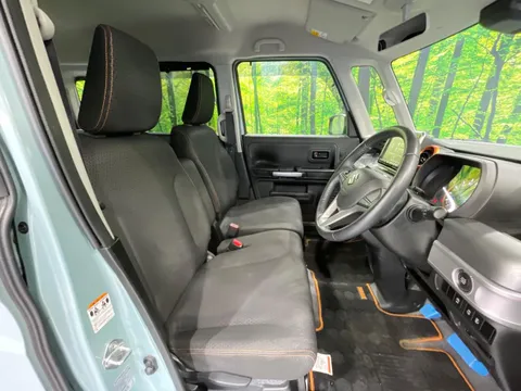 Suzuki Spacia Gear