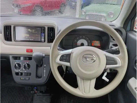 Daihatsu Mira Tocot