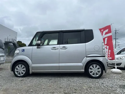 Honda N-BOX Plus