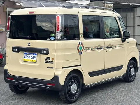 Suzuki Spacia Gear