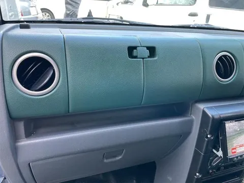 Daihatsu Naked