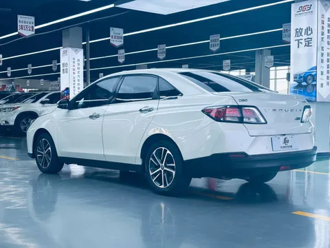 Venucia D60