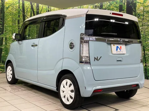 Honda N-BOX Slash