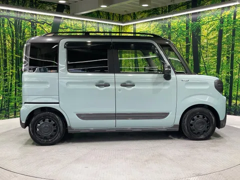 Suzuki Spacia Gear