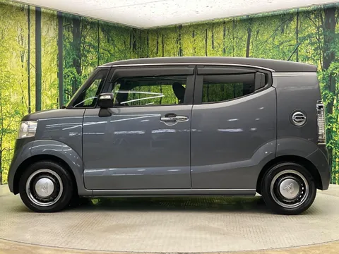 Honda N-BOX Slash